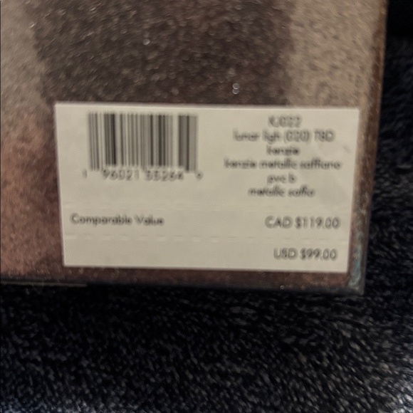 Kate Spade Metallic Silver Card Holder - Picture 3 of 7